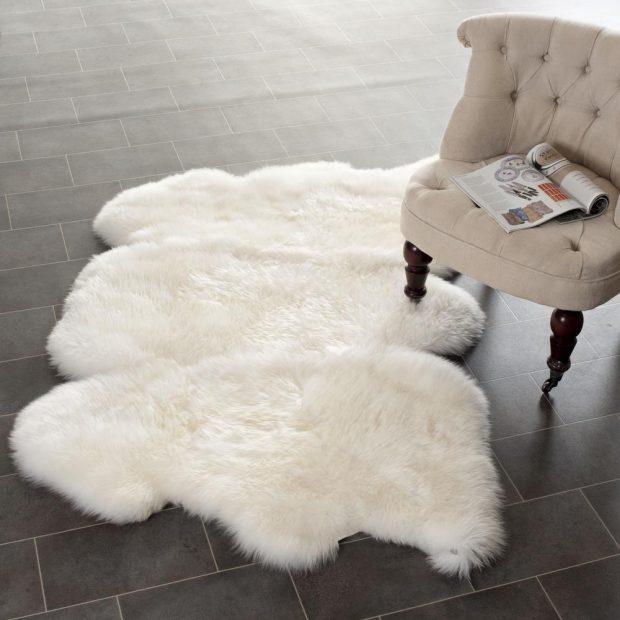 Safavieh Sheepskin Shag SHS121A White Area Rug