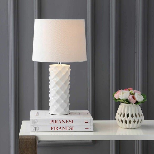 BELFORD TABLE LAMP