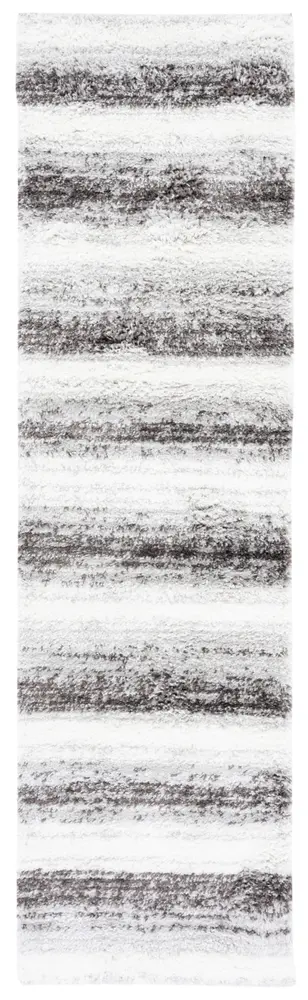 Safavieh Berber Shag 2'-3