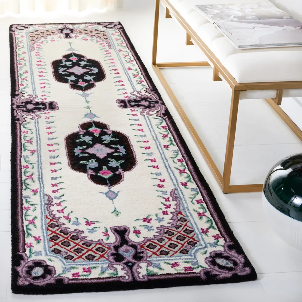 Safavieh Bellagio 8'-0