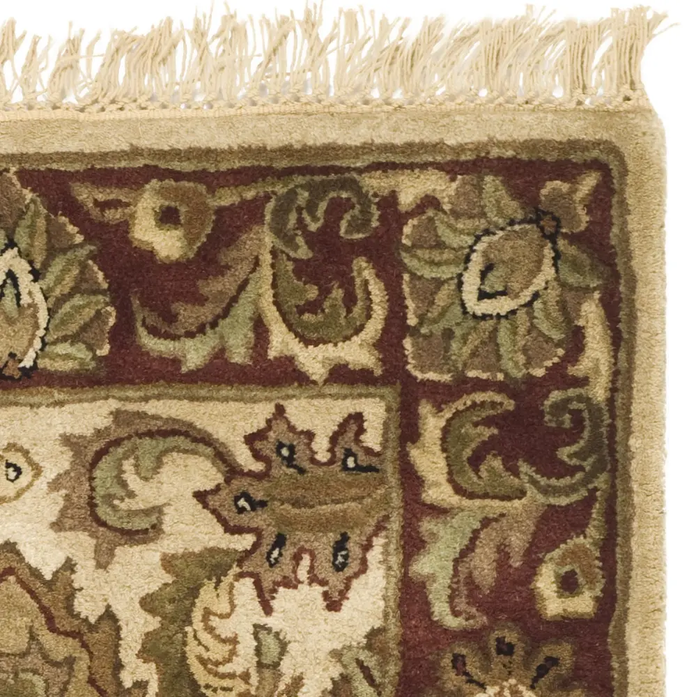 Safavieh Classic 2'-3