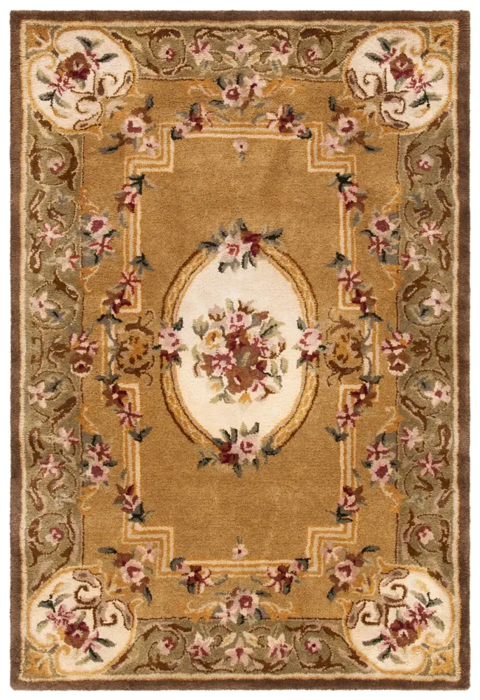 Safavieh Classic 4'-0