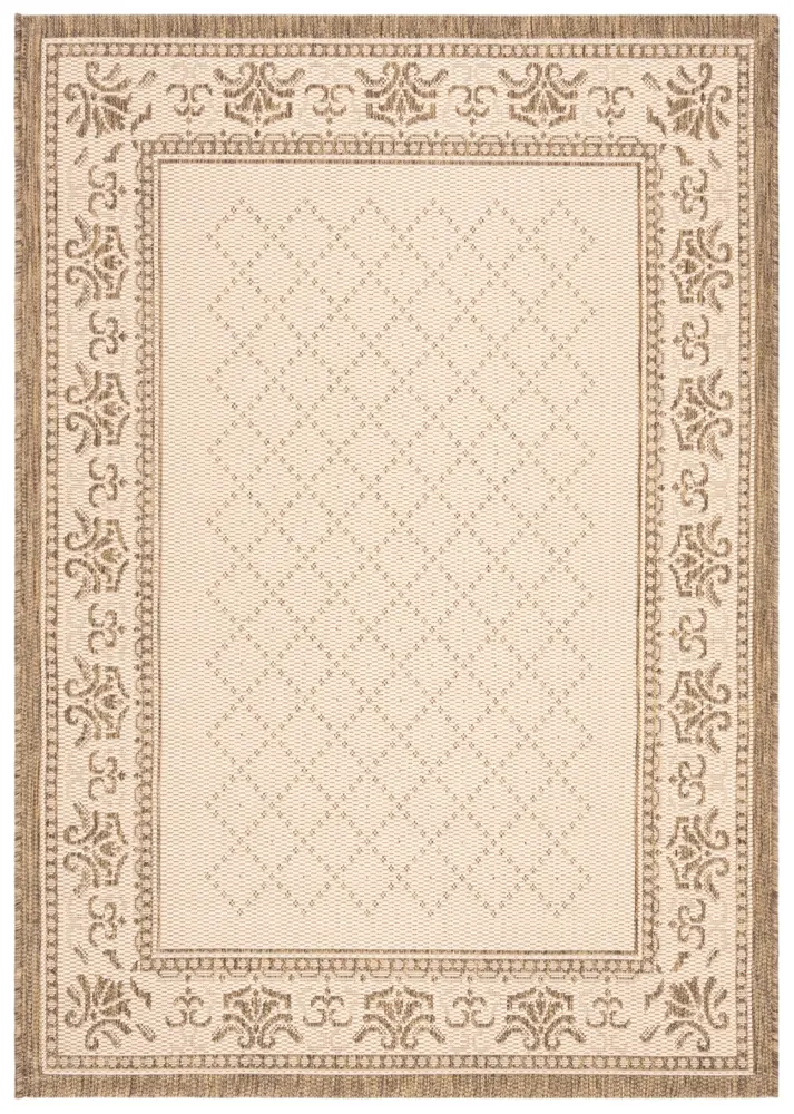 Safavieh Courtyard 4'-0