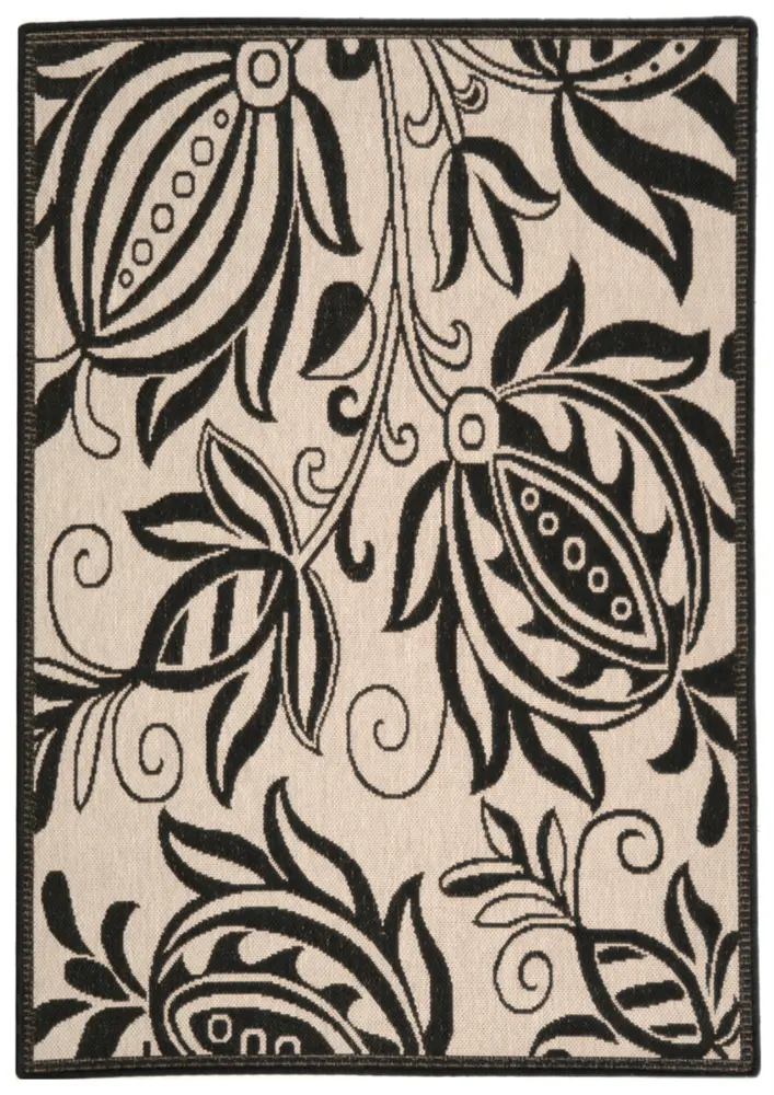 Safavieh Courtyard 4'-0