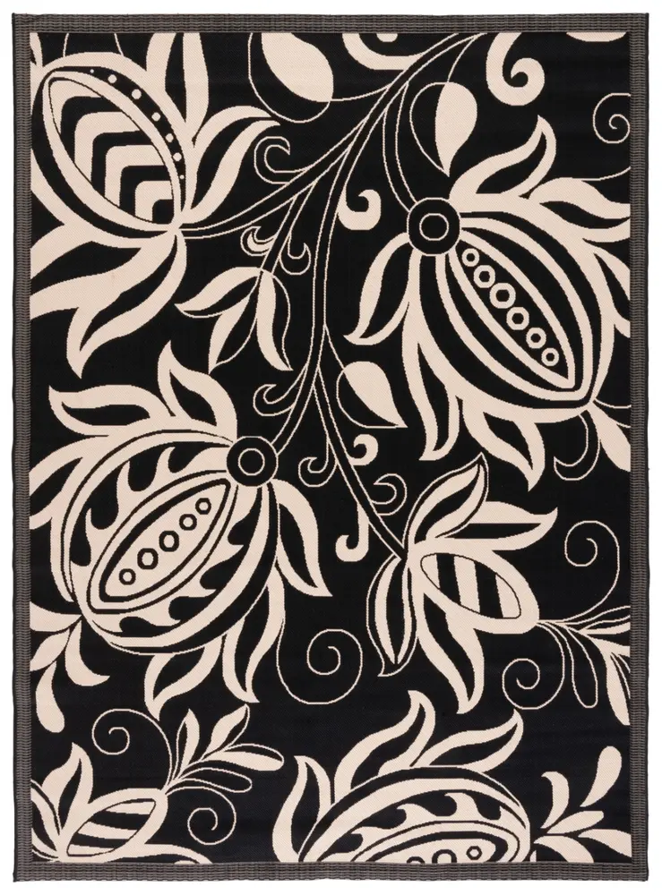 Safavieh Courtyard 8'-0