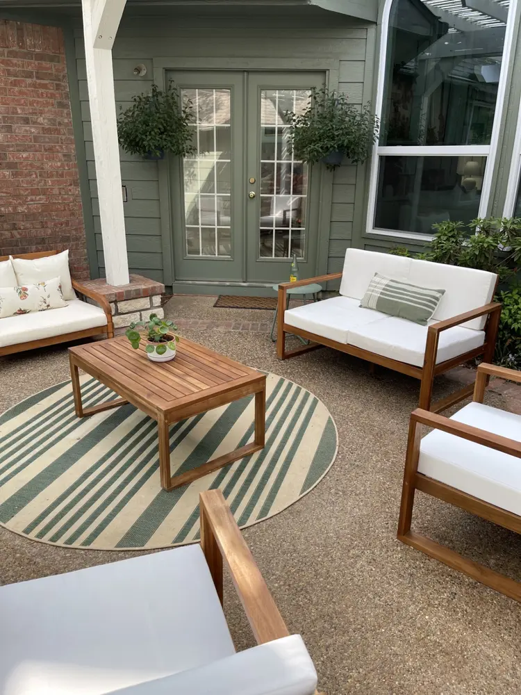 Safavieh Courtyard 6'-7