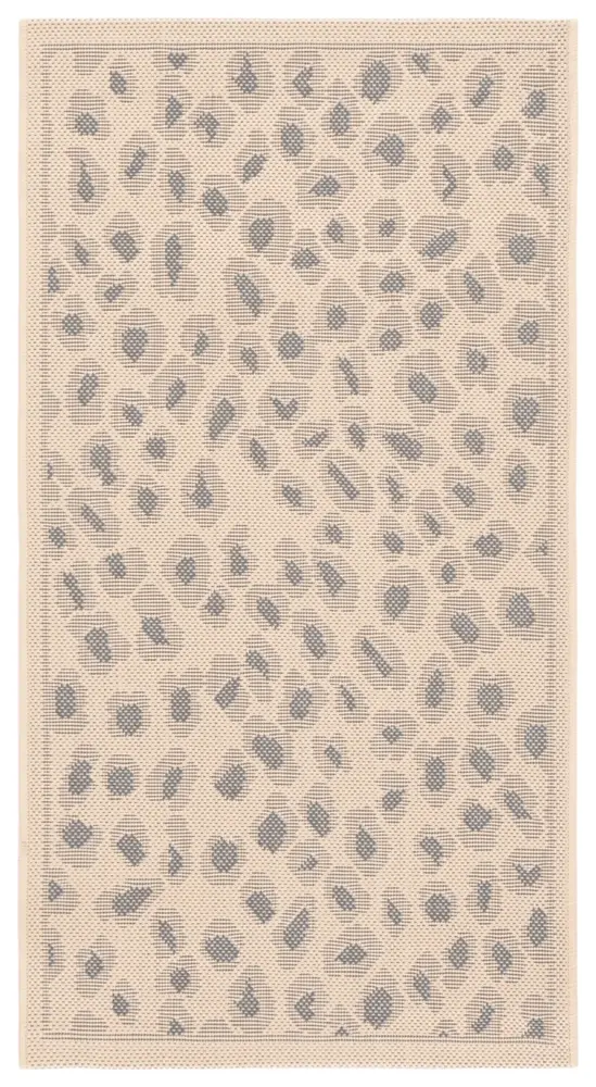 Safavieh Courtyard 2'-0