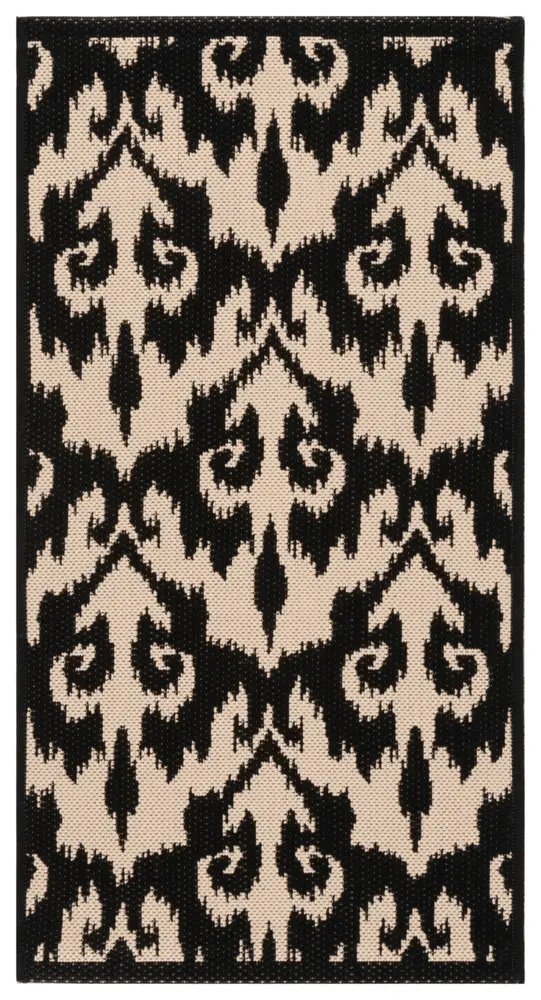 Safavieh Courtyard 2'-0