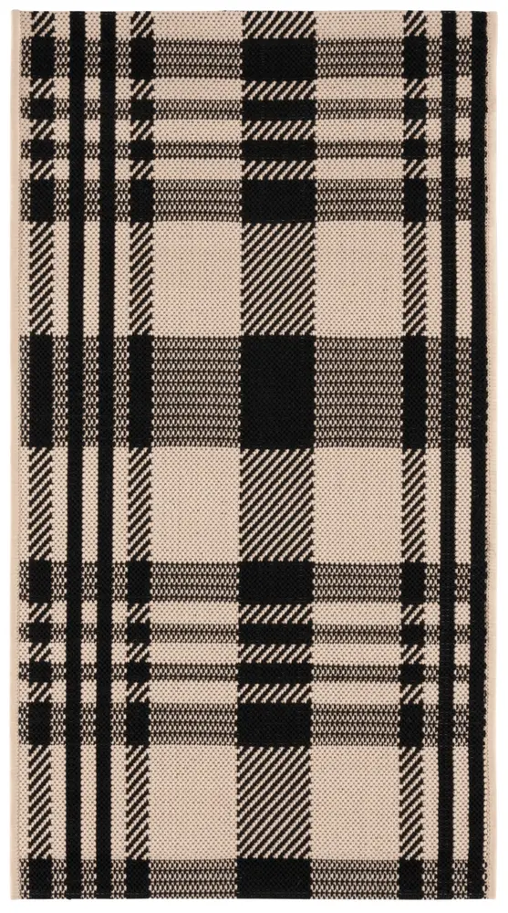 Safavieh Courtyard 2'-0