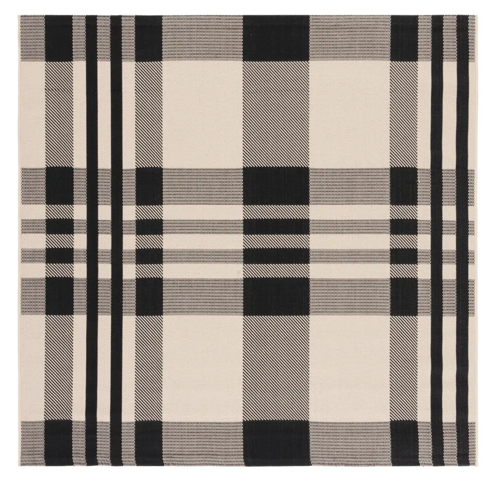 Safavieh Courtyard 6'-7