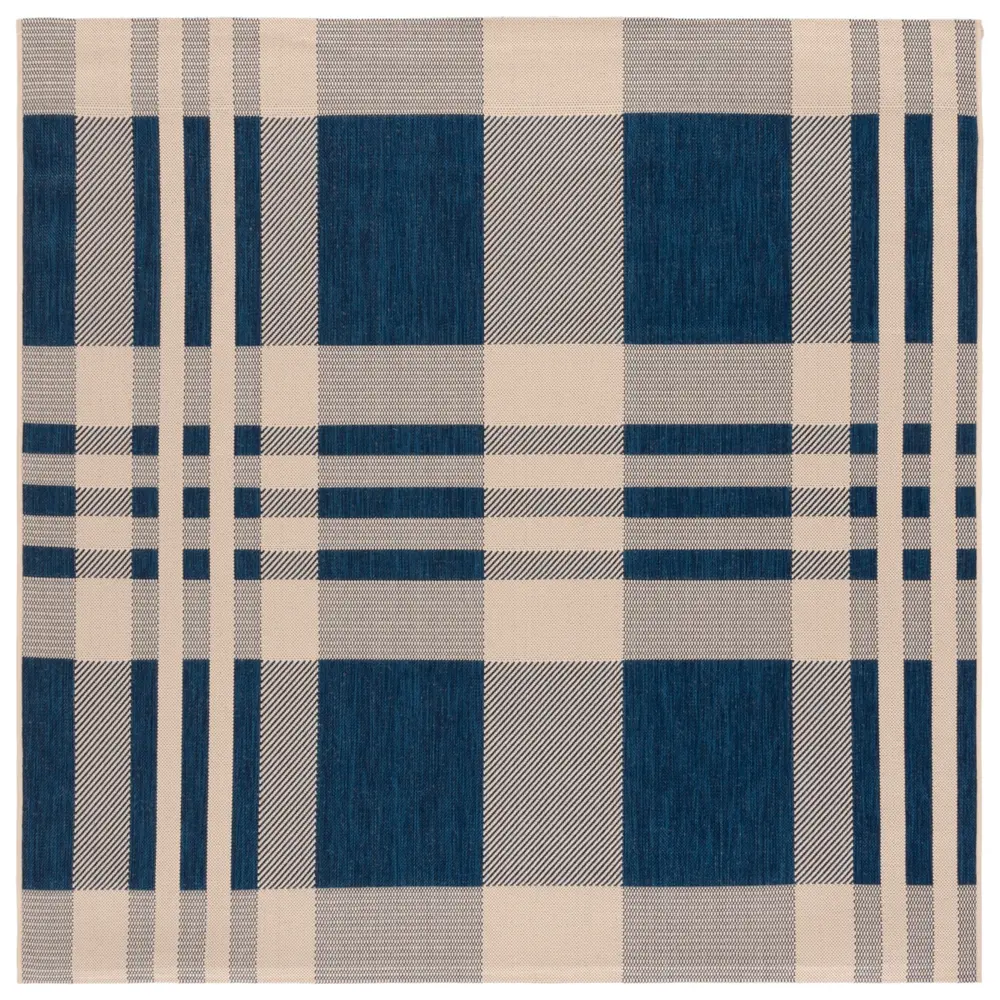 Safavieh Courtyard 6'-7