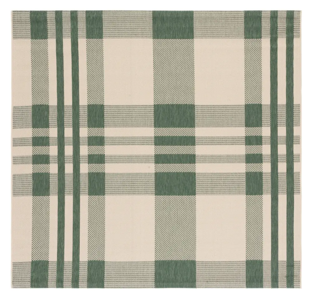 Safavieh Courtyard 6'-7