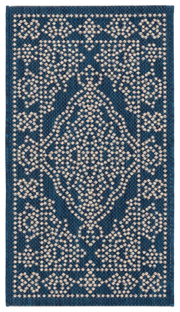 Safavieh Courtyard 2'-0