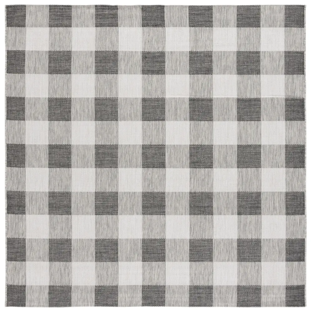 Safavieh Courtyard 6'-7