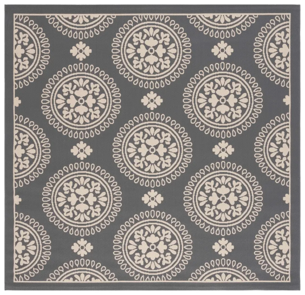 Safavieh Courtyard 6'-7