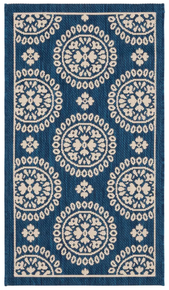 Safavieh Courtyard 2'-0