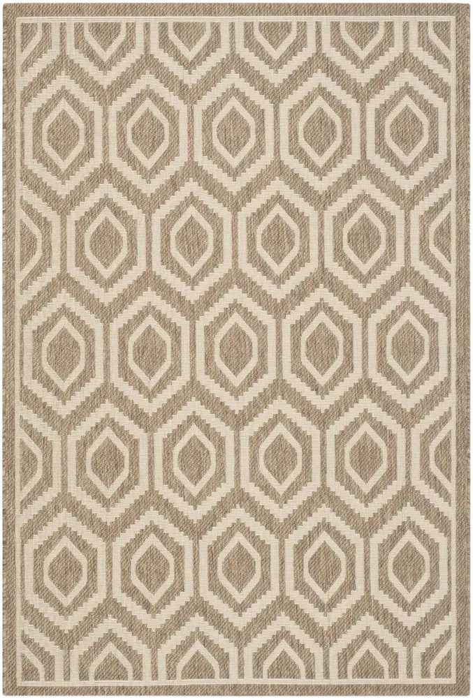 Safavieh Courtyard 4'-0