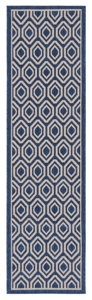 Safavieh Courtyard 2'-3