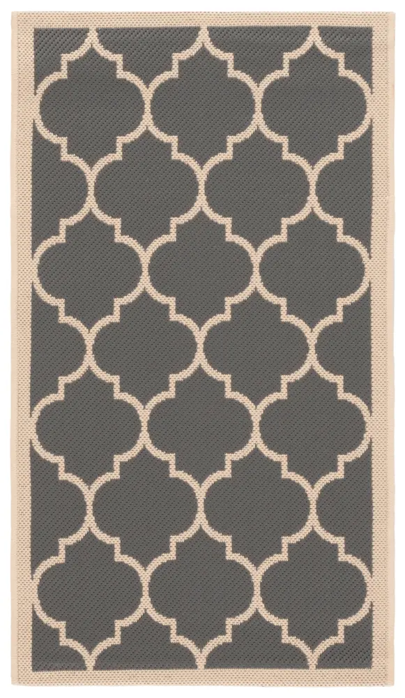 Safavieh Courtyard 2'-0