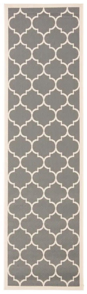 Safavieh Courtyard 2'-3