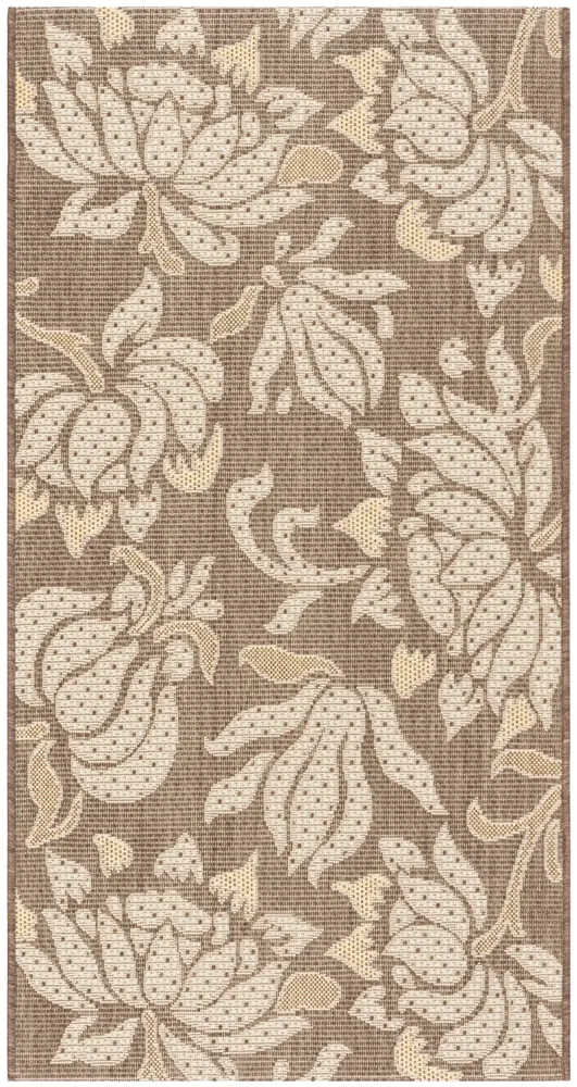 Safavieh Courtyard 2'-7