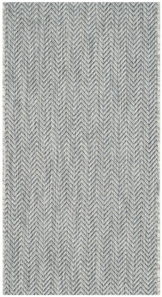 Safavieh Courtyard 2'-0