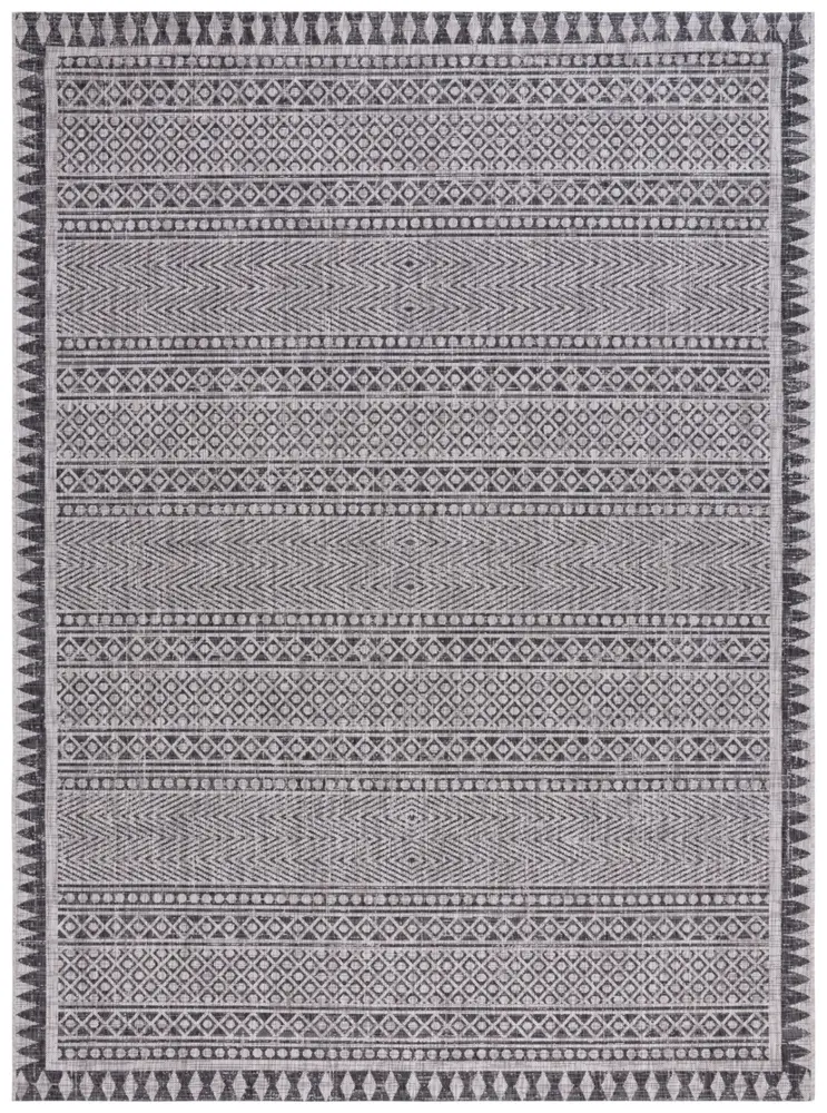 Safavieh Courtyard 8'-0