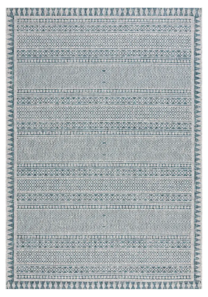 Safavieh Courtyard 6'-7