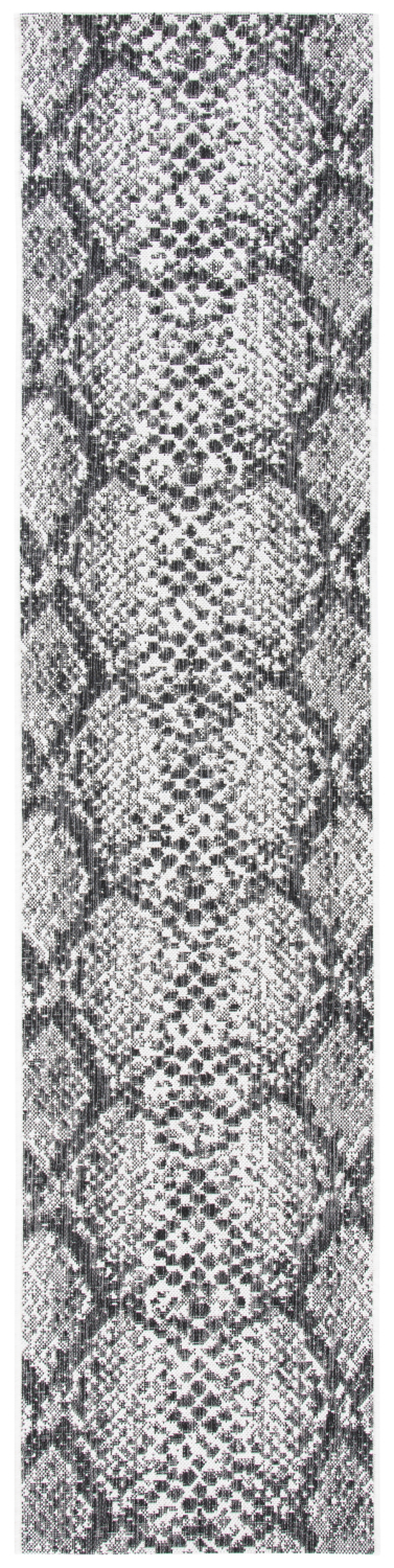 Safavieh Courtyard 2'-2
