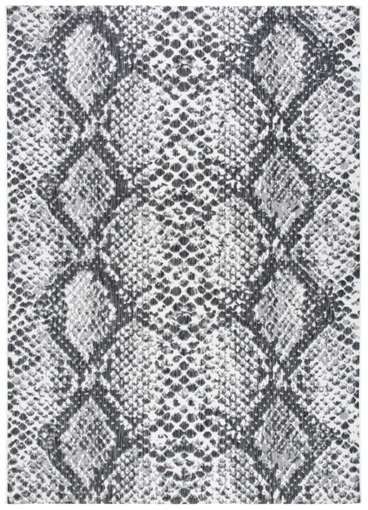 Safavieh Courtyard 8'-0