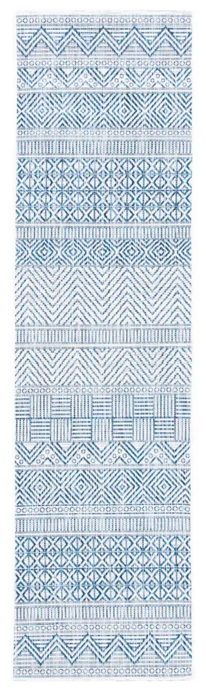 Safavieh Courtyard 2'-3