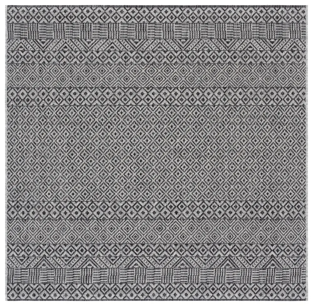 Safavieh Courtyard 5'-3