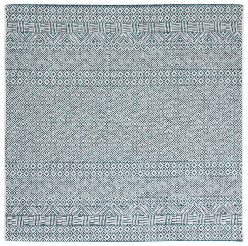 Safavieh Courtyard 6'-7