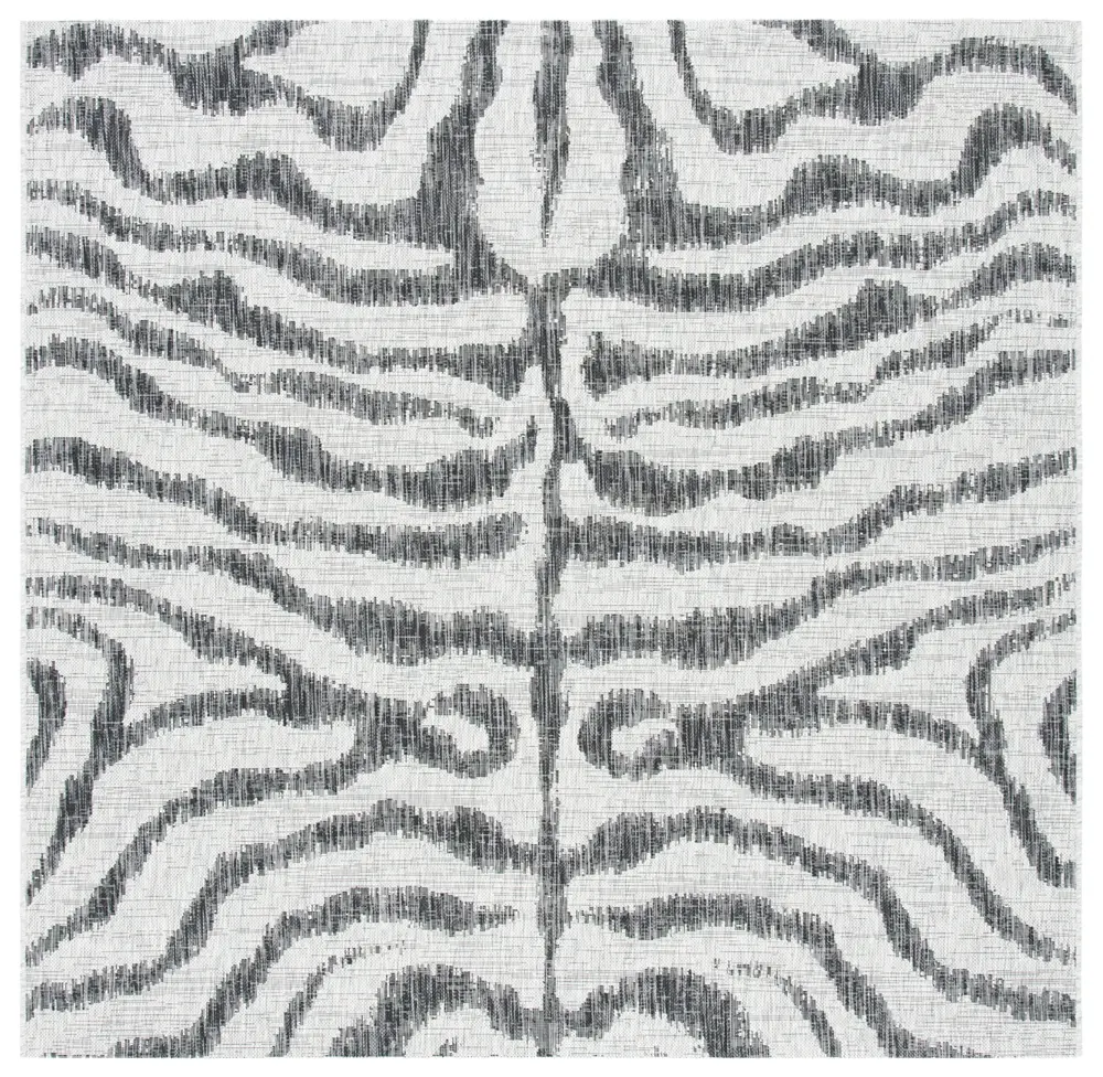 Safavieh Courtyard 6'-7