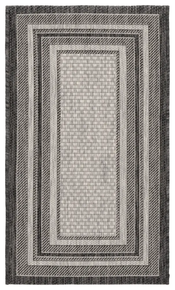 Safavieh Courtyard 2'-0