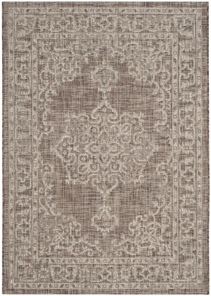 Safavieh Courtyard 4'-0