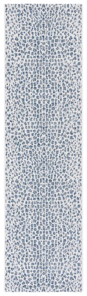 Safavieh Courtyard 2'-3