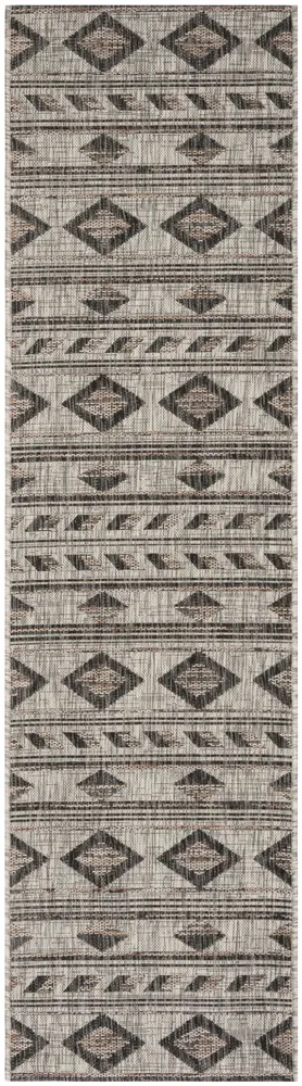 Safavieh Courtyard 2'-3