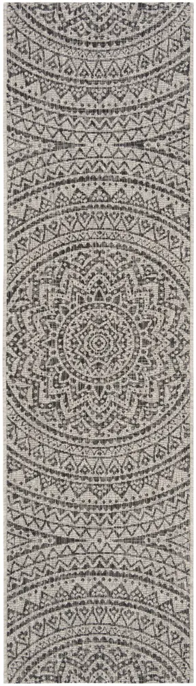 Safavieh Courtyard 2'-3