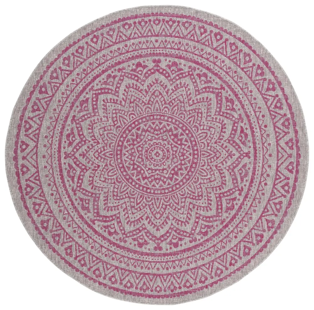 Safavieh Courtyard 6'-7