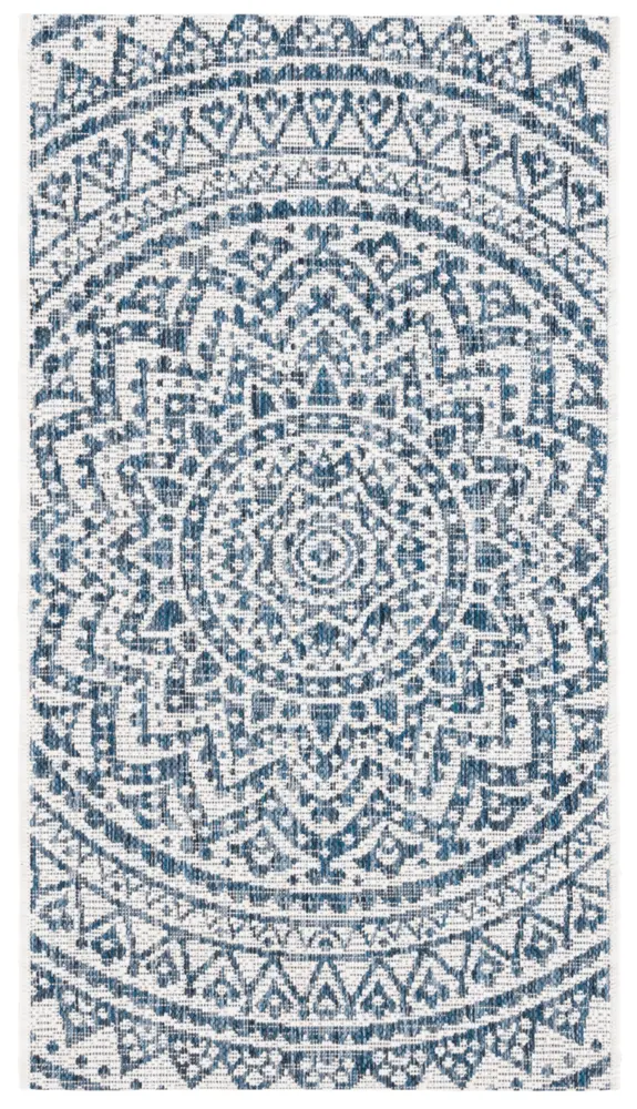 Safavieh Courtyard 2'-0