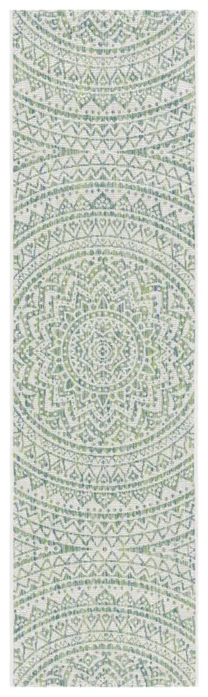 Safavieh Courtyard 2'-3