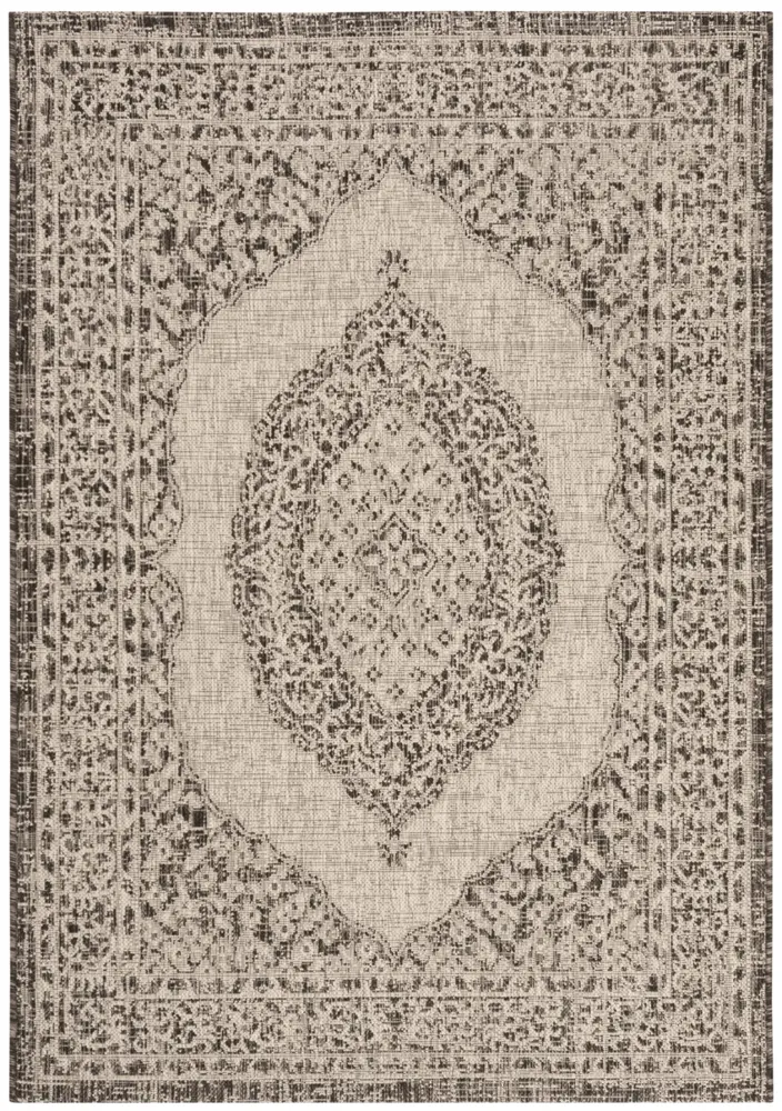 Safavieh Courtyard 4'-0