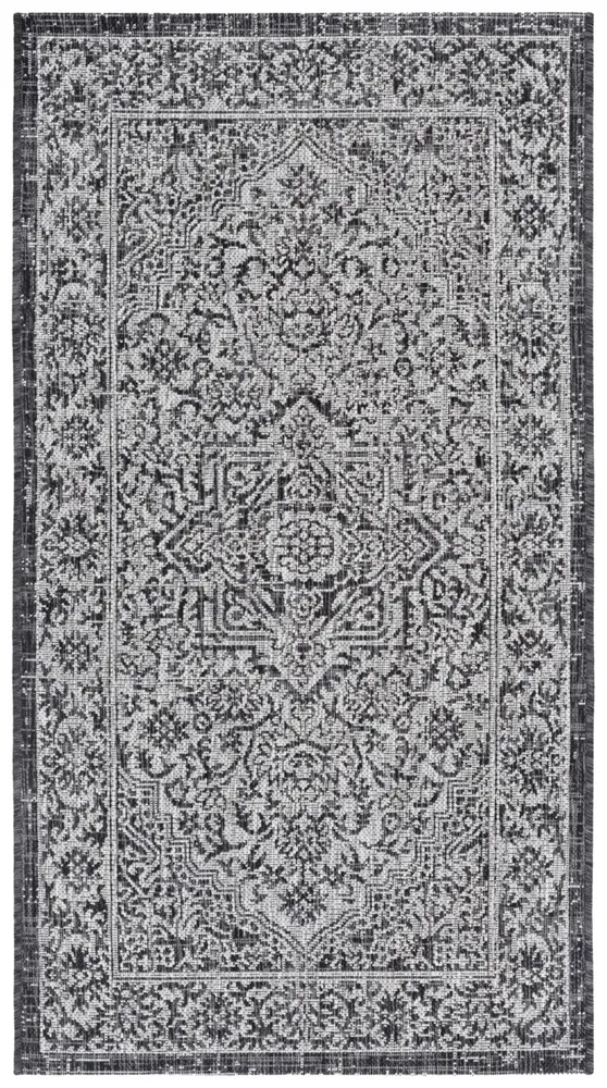 Safavieh Courtyard 2'-7