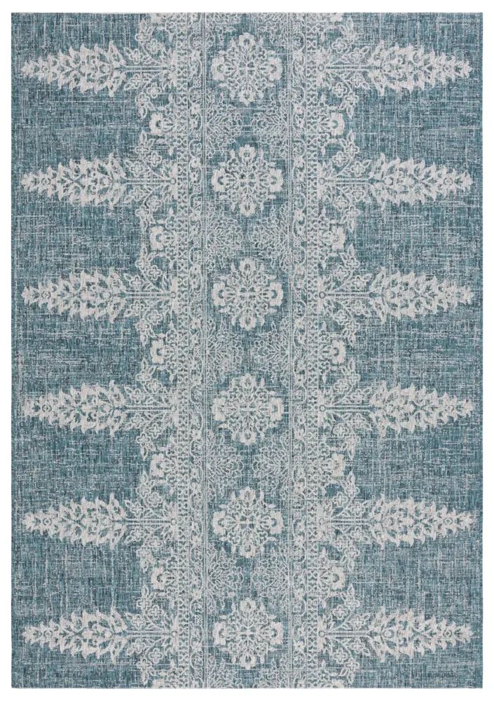 Safavieh Courtyard 6'-7