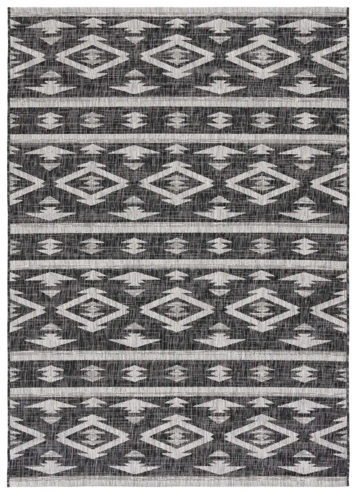 Safavieh Courtyard 5'-3