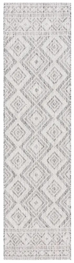 Safavieh Courtyard 2'-3