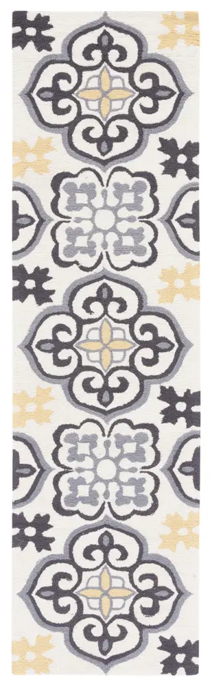 Safavieh Four Seasons 2'-3