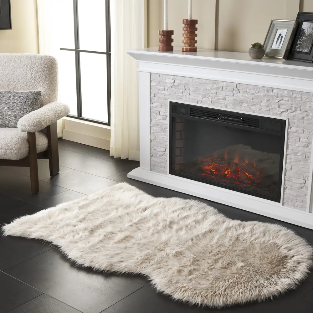Safavieh Faux Sheep Skin 3'-0
