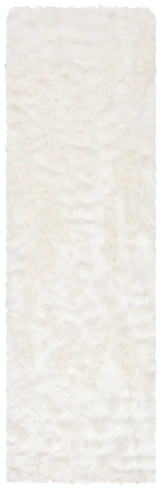 Safavieh Faux Sheep Skin 2'-6